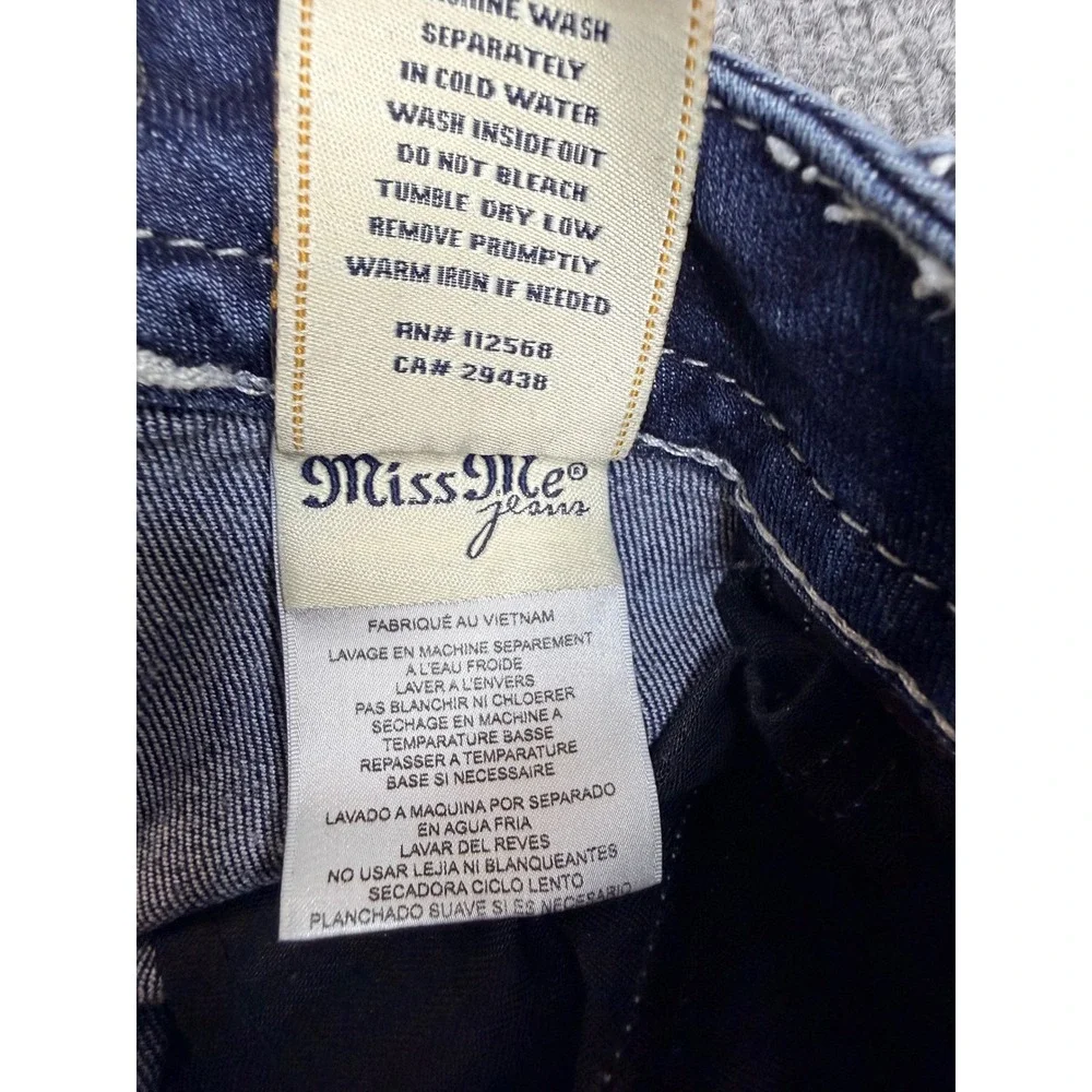 Miss Me Signature Boot Jeans 29 Blue Denim Embroidered Y2K Bootcut Stretch Women